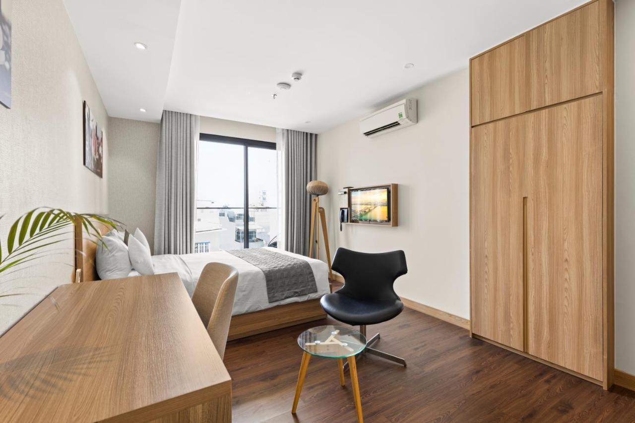 Moon Hotel And Apartment Дананг Экстерьер фото